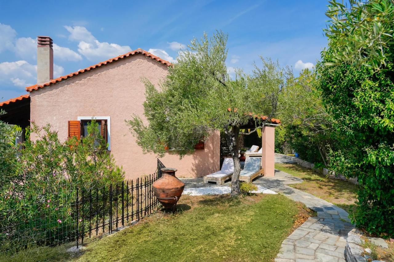 Giola Bungalows Sirines Astris Exteriér fotografie